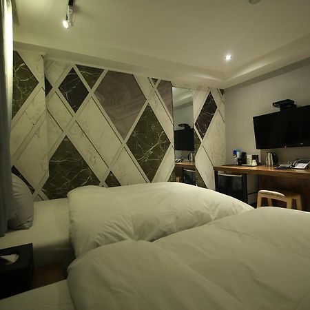 Hotel Blanc In Cheongju Buitenkant foto