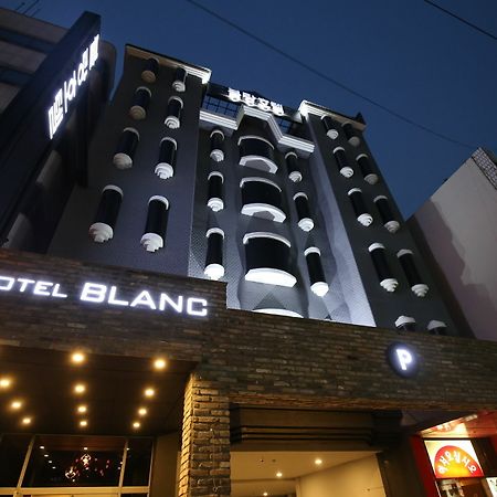 Hotel Blanc In Cheongju Buitenkant foto