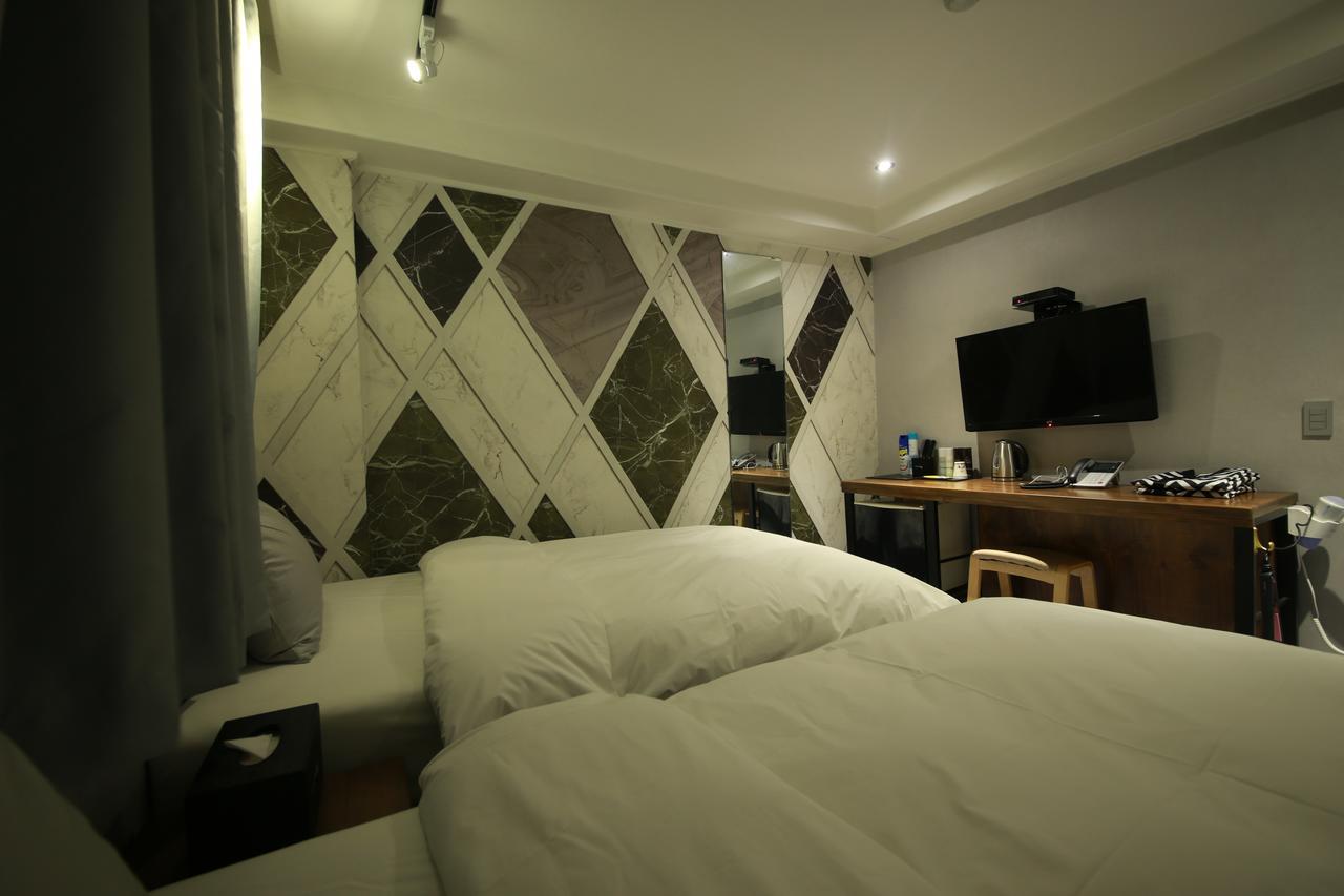 Hotel Blanc In Cheongju Buitenkant foto